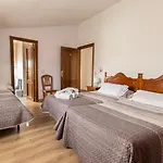 La Balsa 3*